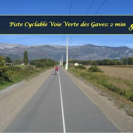 아파트 Le Glamour *studio *parking Prive* *wifi*calme* *